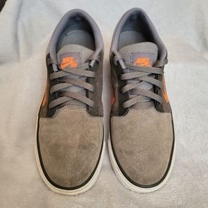 Nike SB Youth Size 6Y